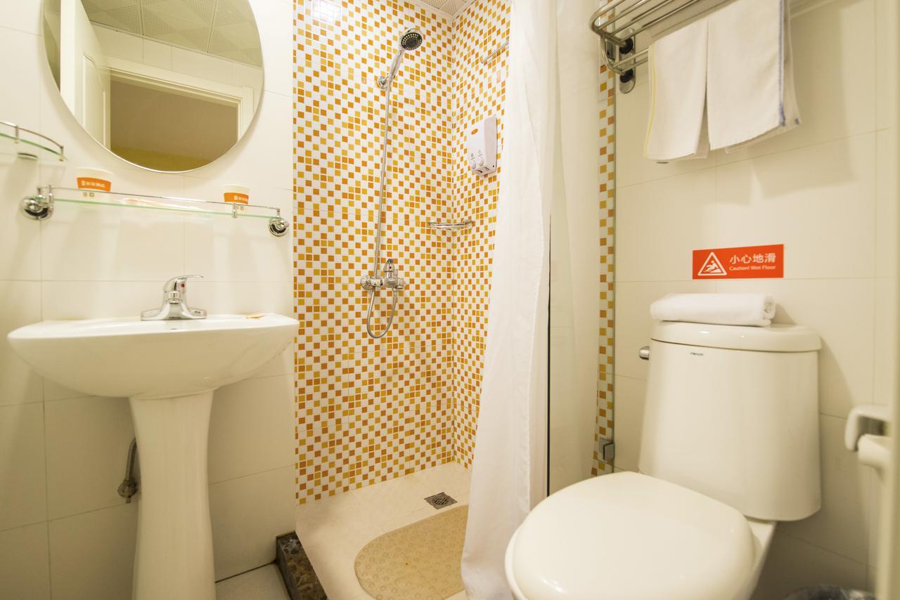 Home Inn Shanghai Lujiabang Road Metro Station Bagian luar foto